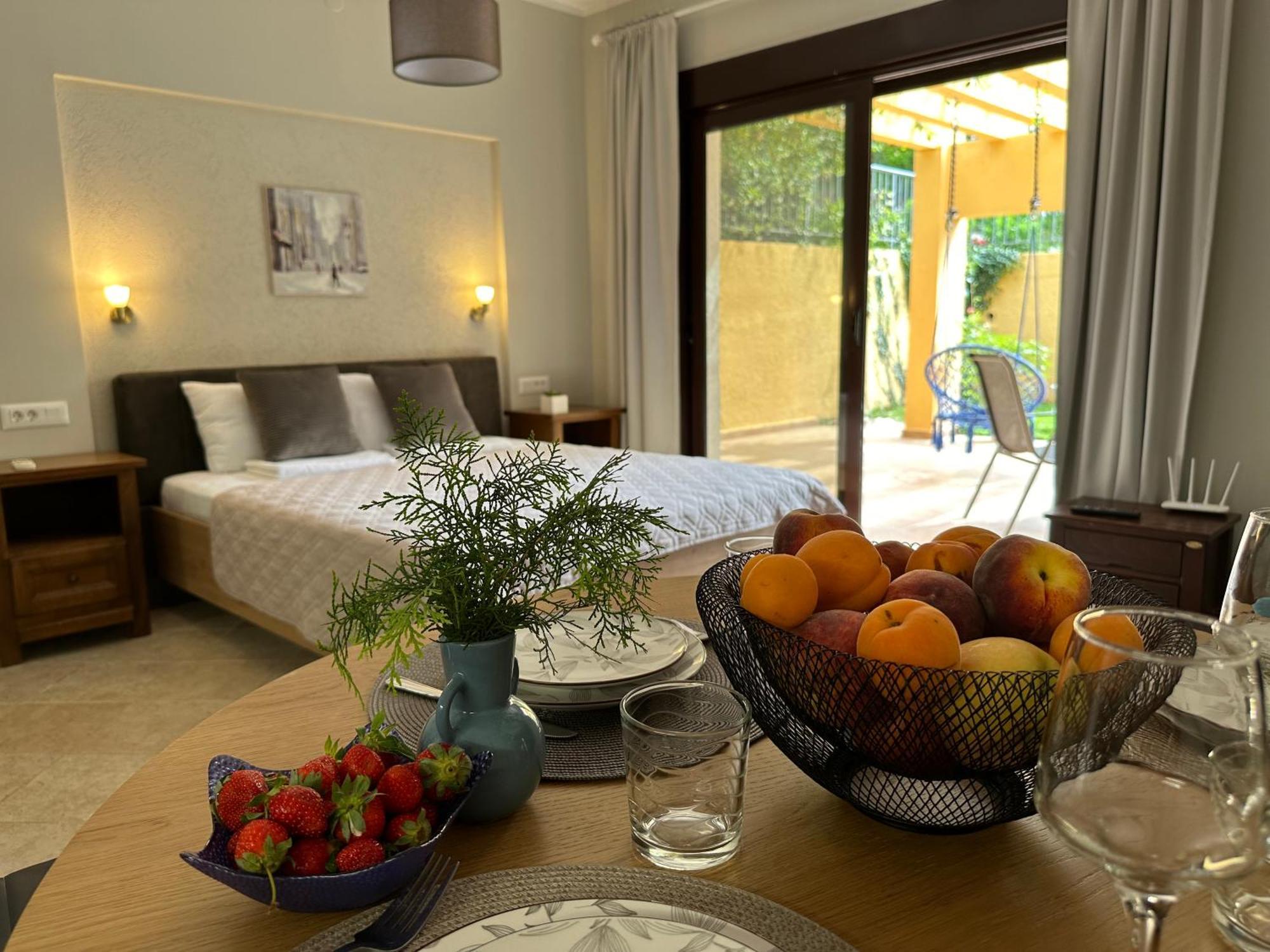 Villa Risan Apartments Eksteriør bilde