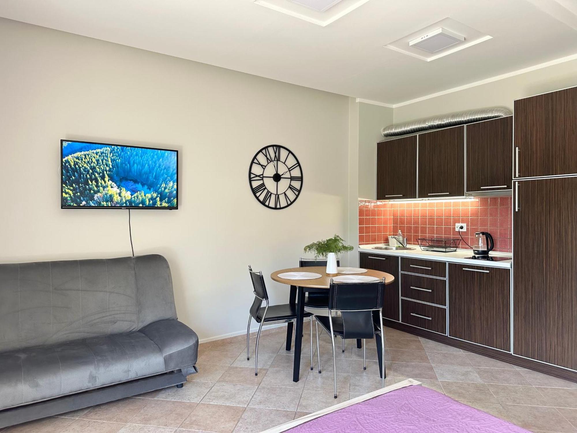 Villa Risan Apartments Eksteriør bilde