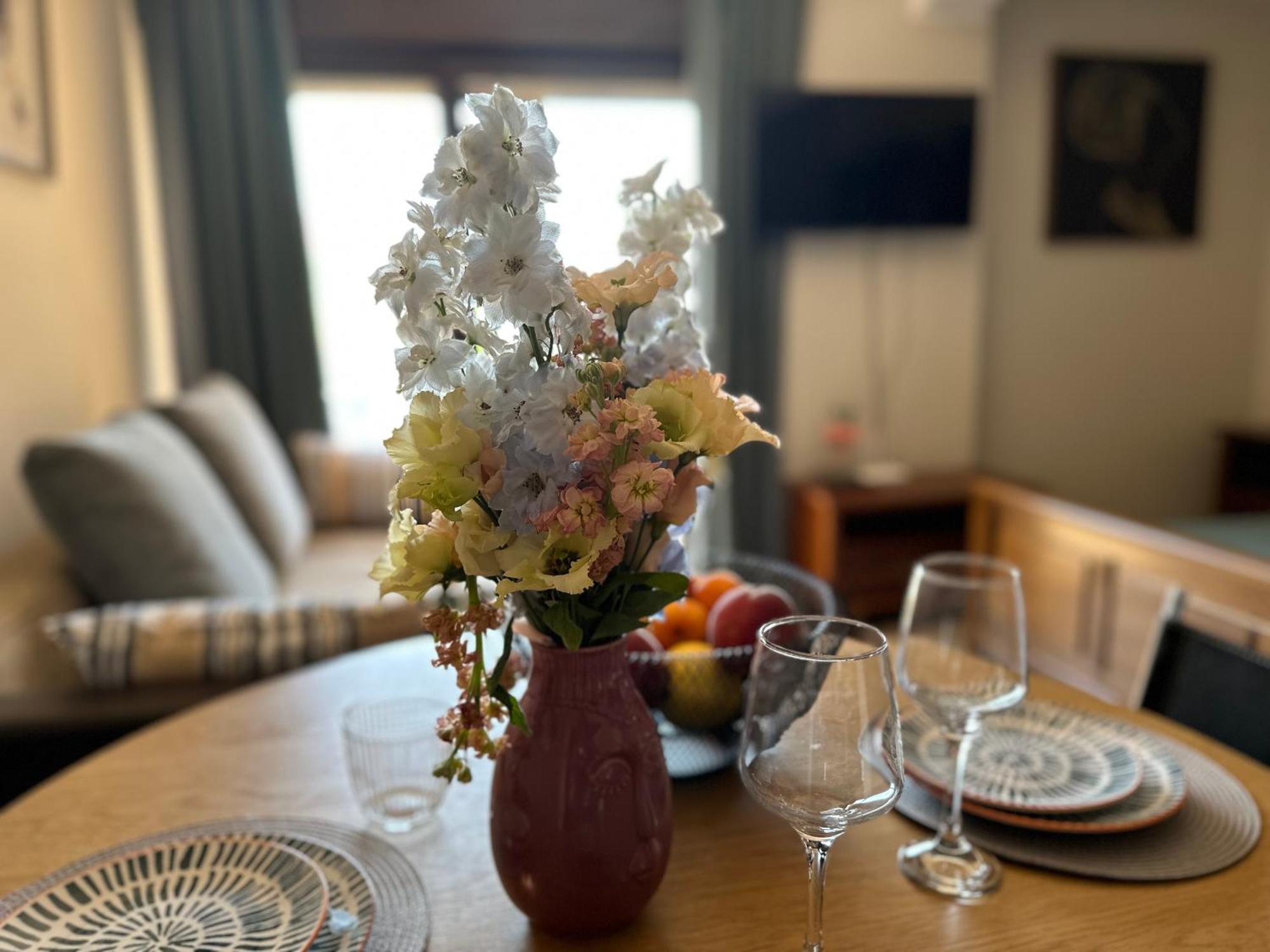 Villa Risan Apartments Eksteriør bilde